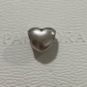 PANDORA 925 Sterling Silver The heart Bead